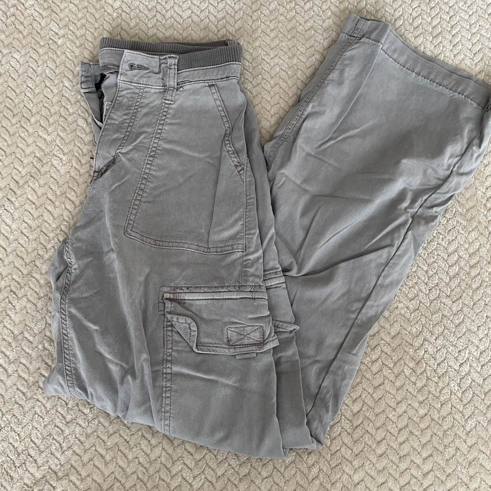 American Eagle Outfitters- Womens Cargo Pants